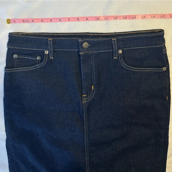 Lauren Ralph Lauren Dark Blue Denim Skirt - SZ 10 - Picture 3 of 7
